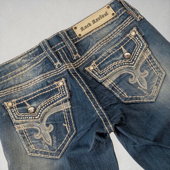 New ROCK REVIVAL Capri Denim Jeans KAI Light Wash Rhinestone Pockets Women 28 - Picture 4 of 10